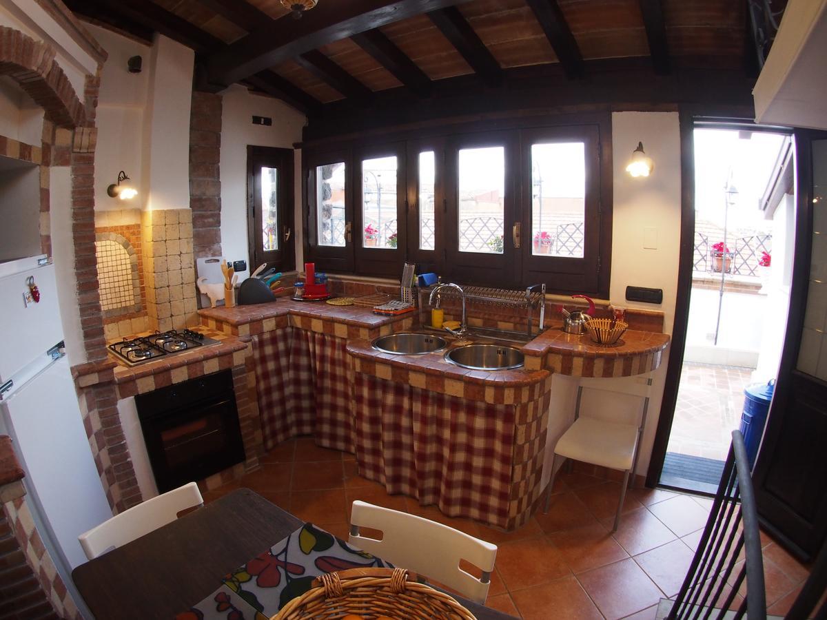 Casa Felice Nel Centro Storico, Tra Etna E Mare CTA Exterior photo